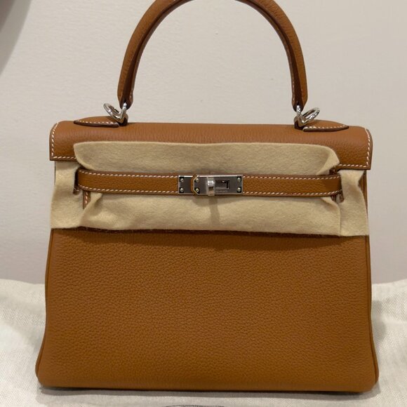 HERMÈS - Kelly 25 Togo, Gold/Palladium - Picture 10 of 10